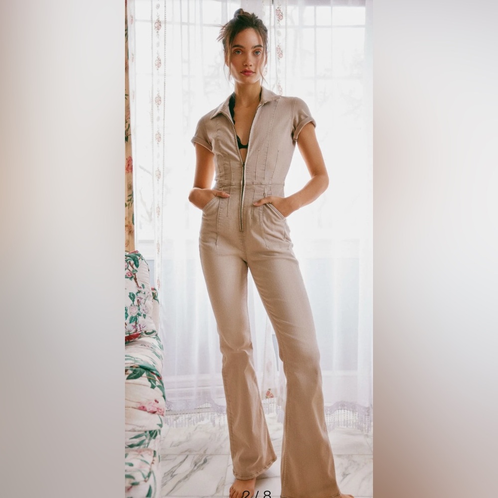 WE THE FREE JAYDE DENIM FLARED JUMPSUIT SIZE SMALL